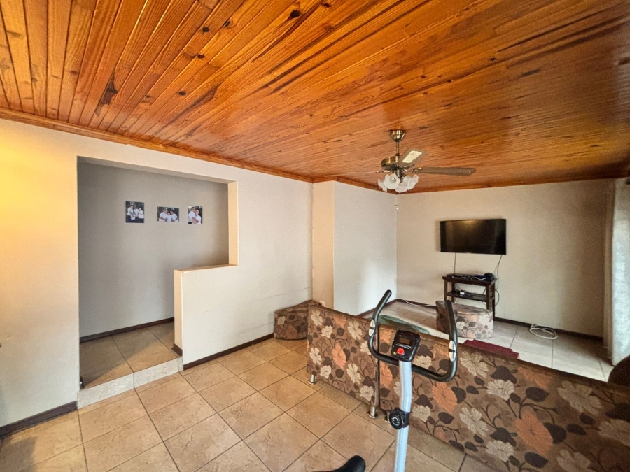 3 Bedroom Property for Sale in La Hoff North West